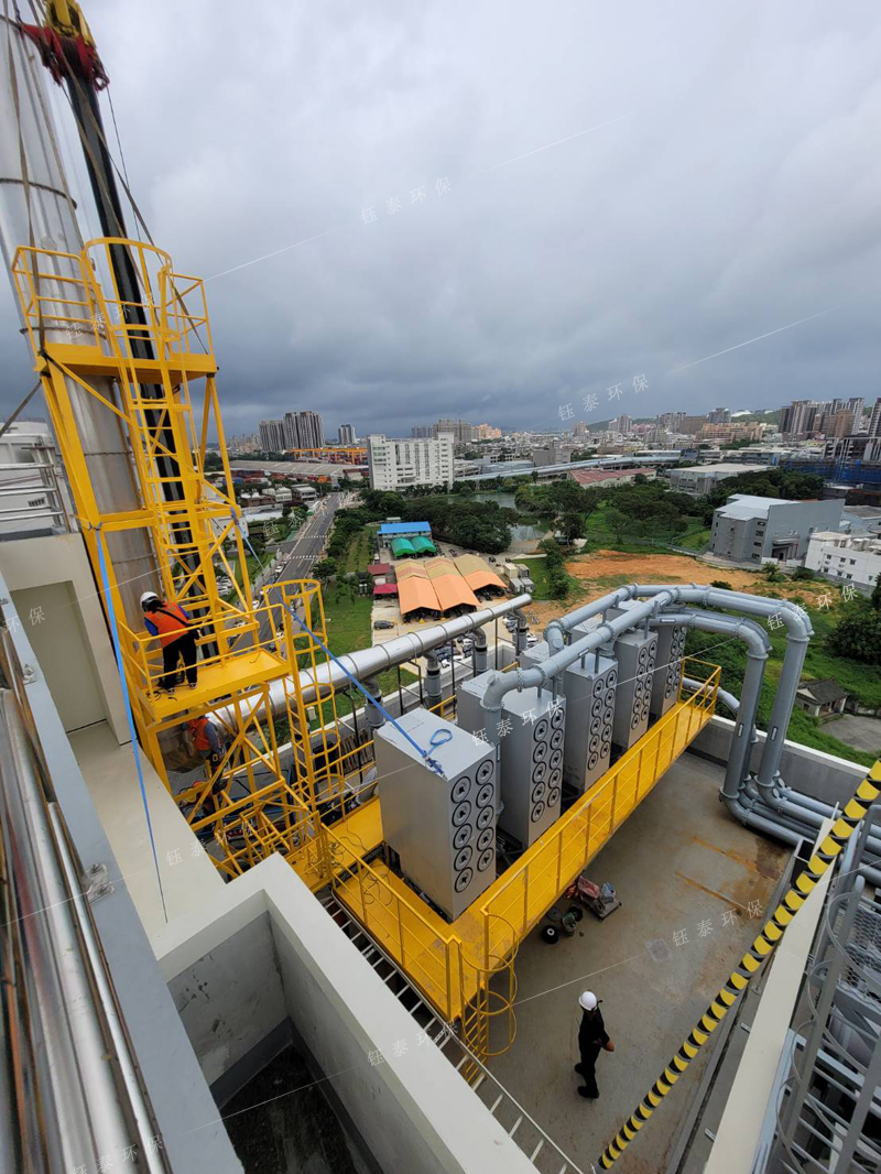 濾筒除塵器vs布袋除塵器：哪種更適合您的車間？